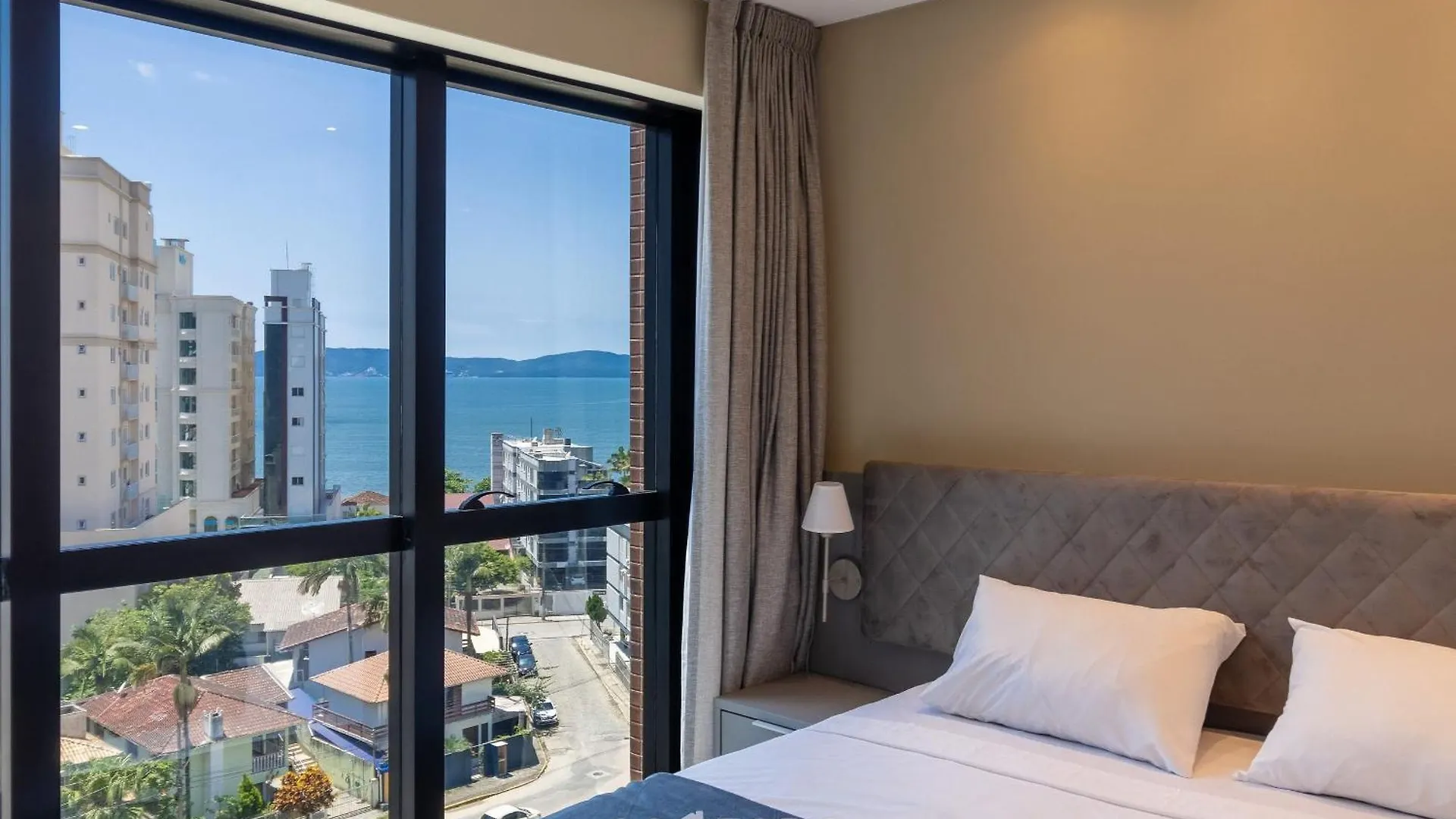 Apartamento Mhfa - Studios Em Predio Luxuoso Com Vista Mar Itapema Brasil