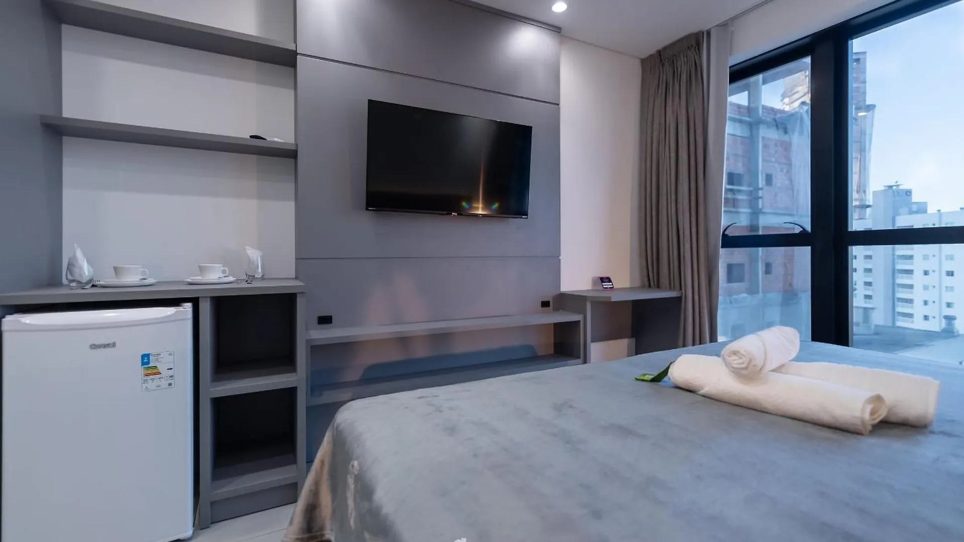 Mhfa - Studios Em Predio Luxuoso Com Vista Mar Itapema 0*,