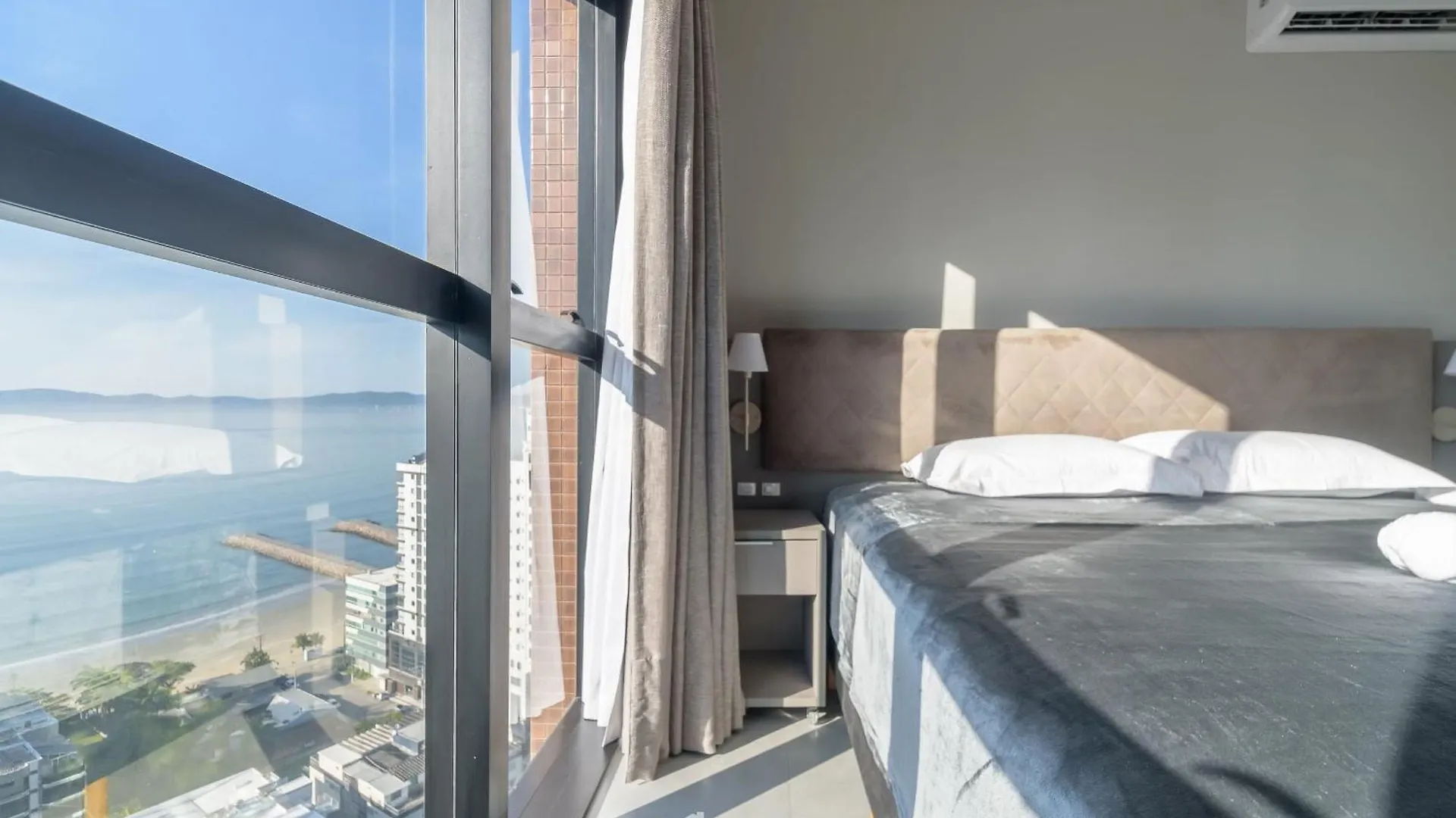 Mhfa - Studios Em Predio Luxuoso Com Vista Mar Itapema Apartamento
