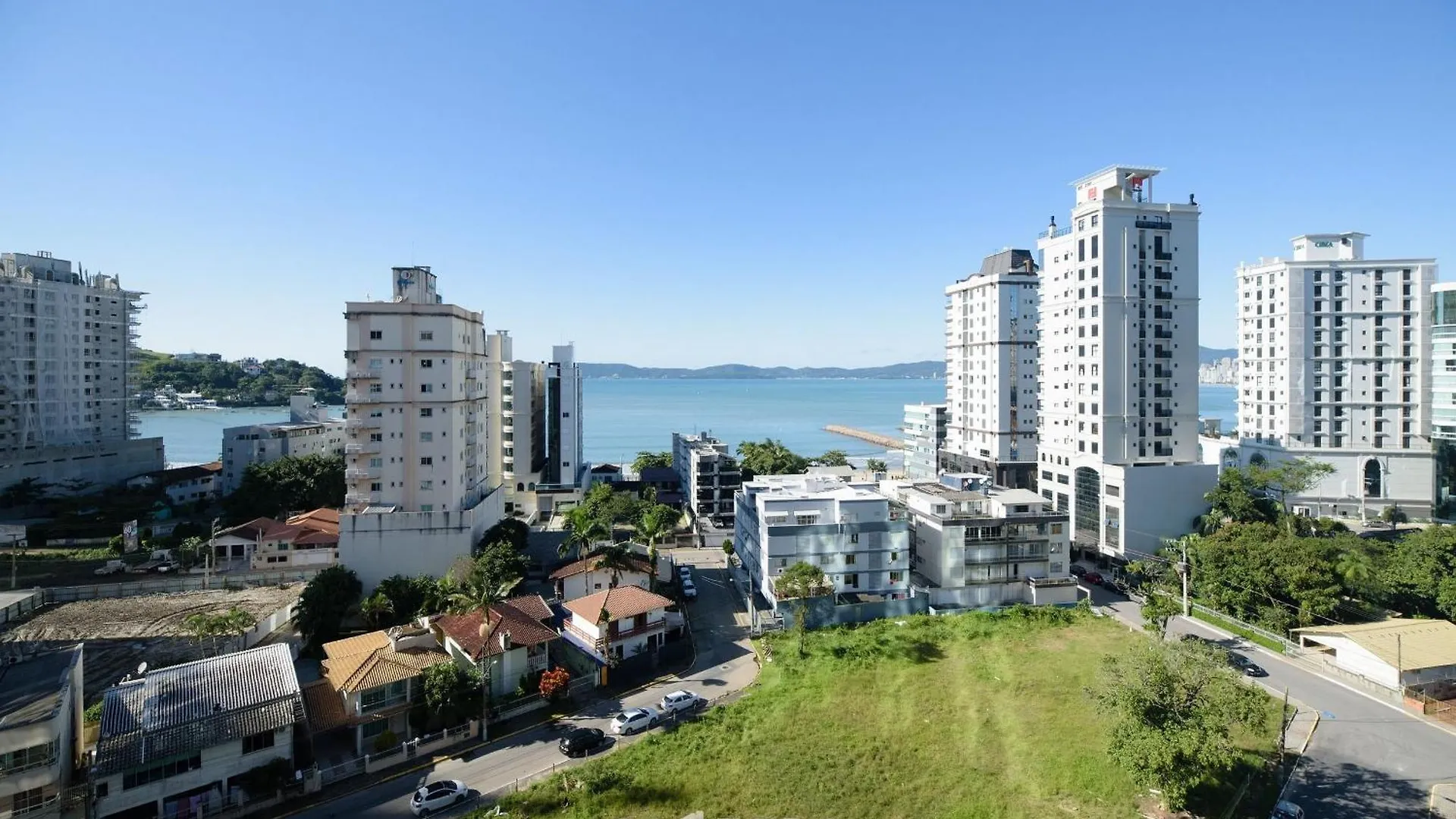 Mhfa - Studios Em Predio Luxuoso Com Vista Mar Itapema 0*,  Brasil