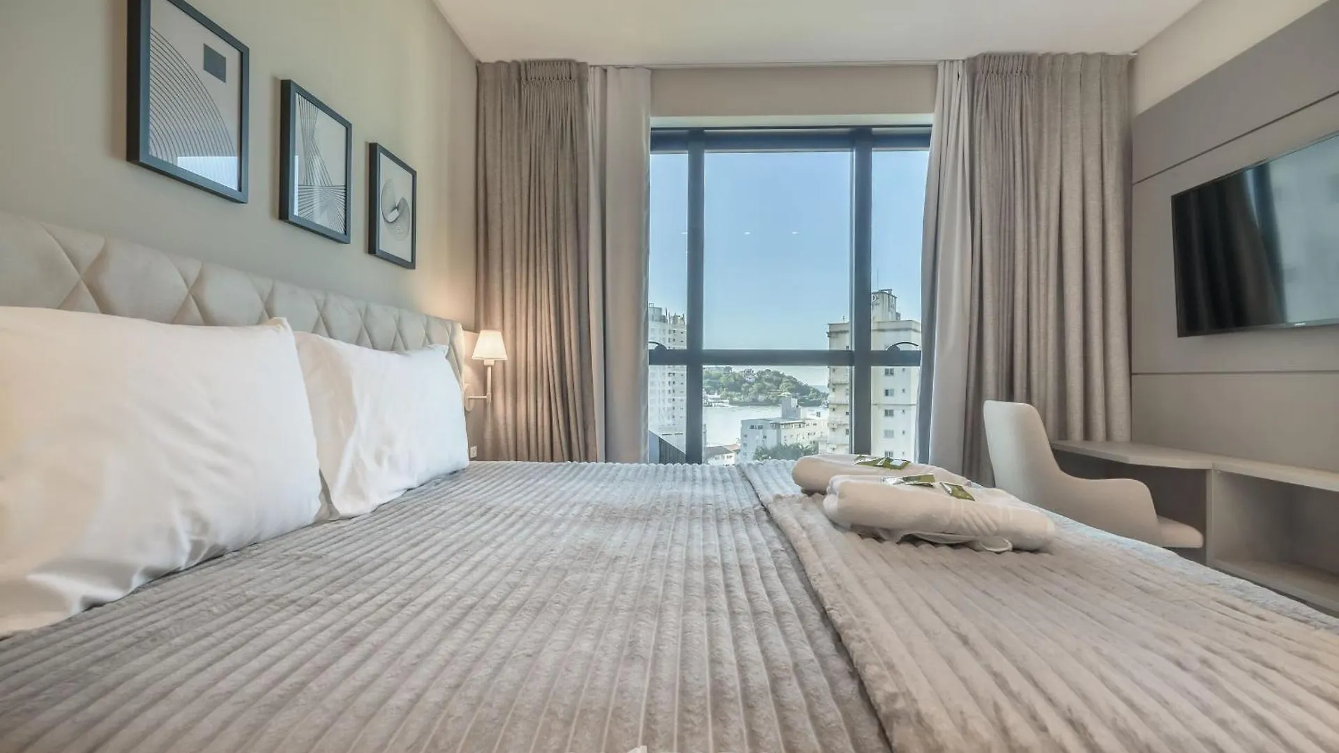 Apartamento Mhfa - Studios Em Predio Luxuoso Com Vista Mar Itapema Brasil