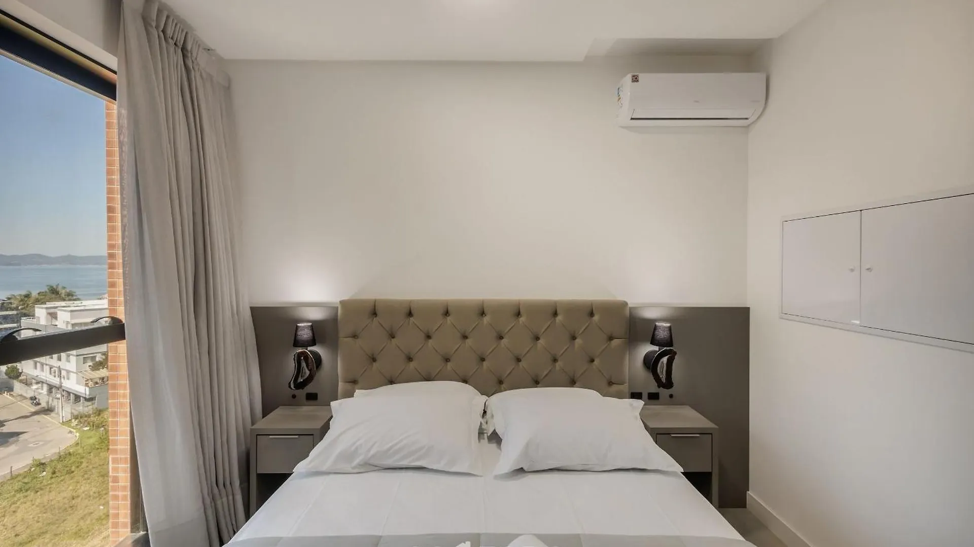 Apartamento Mhfa - Studios Em Predio Luxuoso Com Vista Mar Itapema Brasil