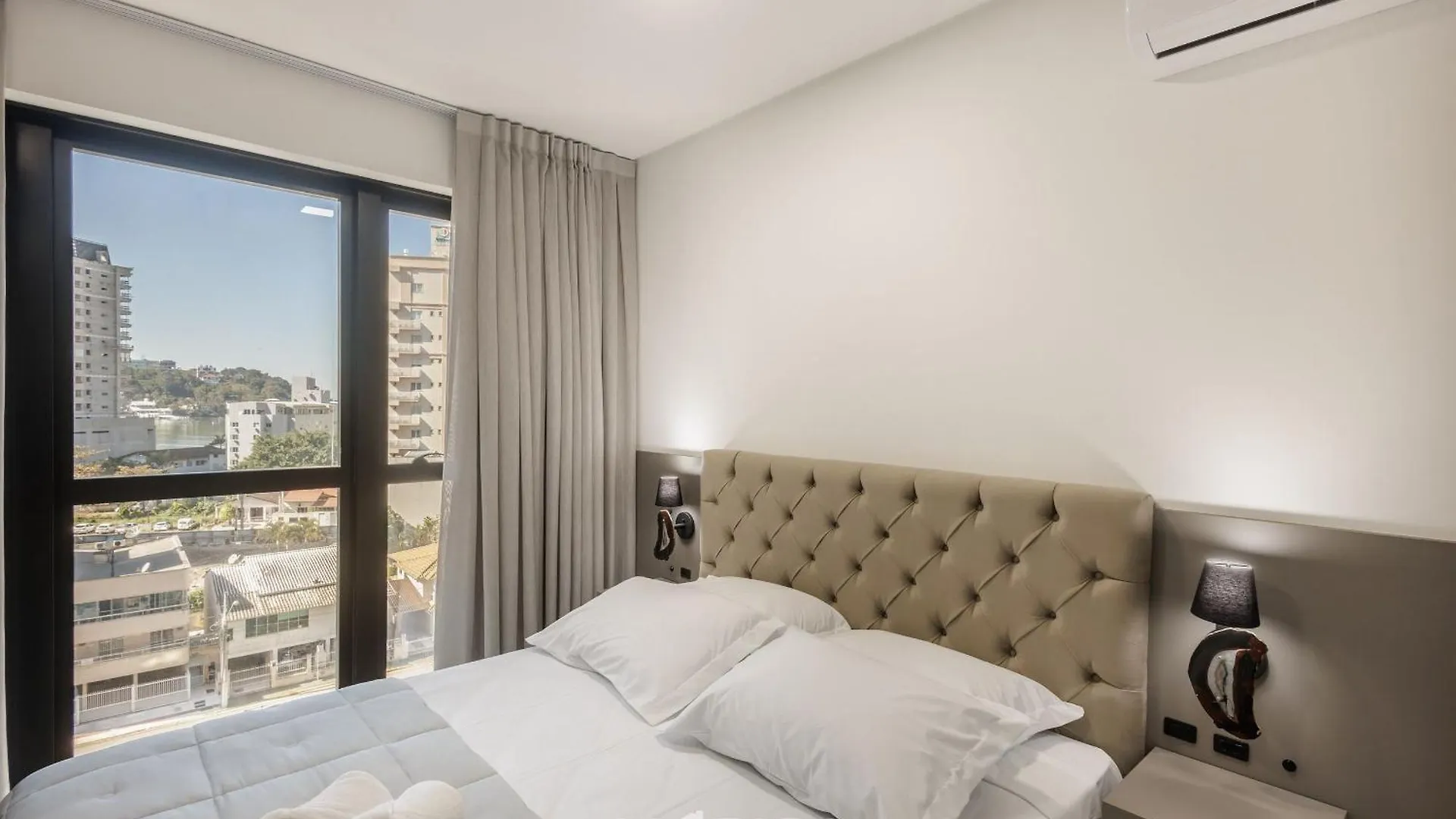 Mhfa - Studios Em Predio Luxuoso Com Vista Mar Itapema Apartamento
