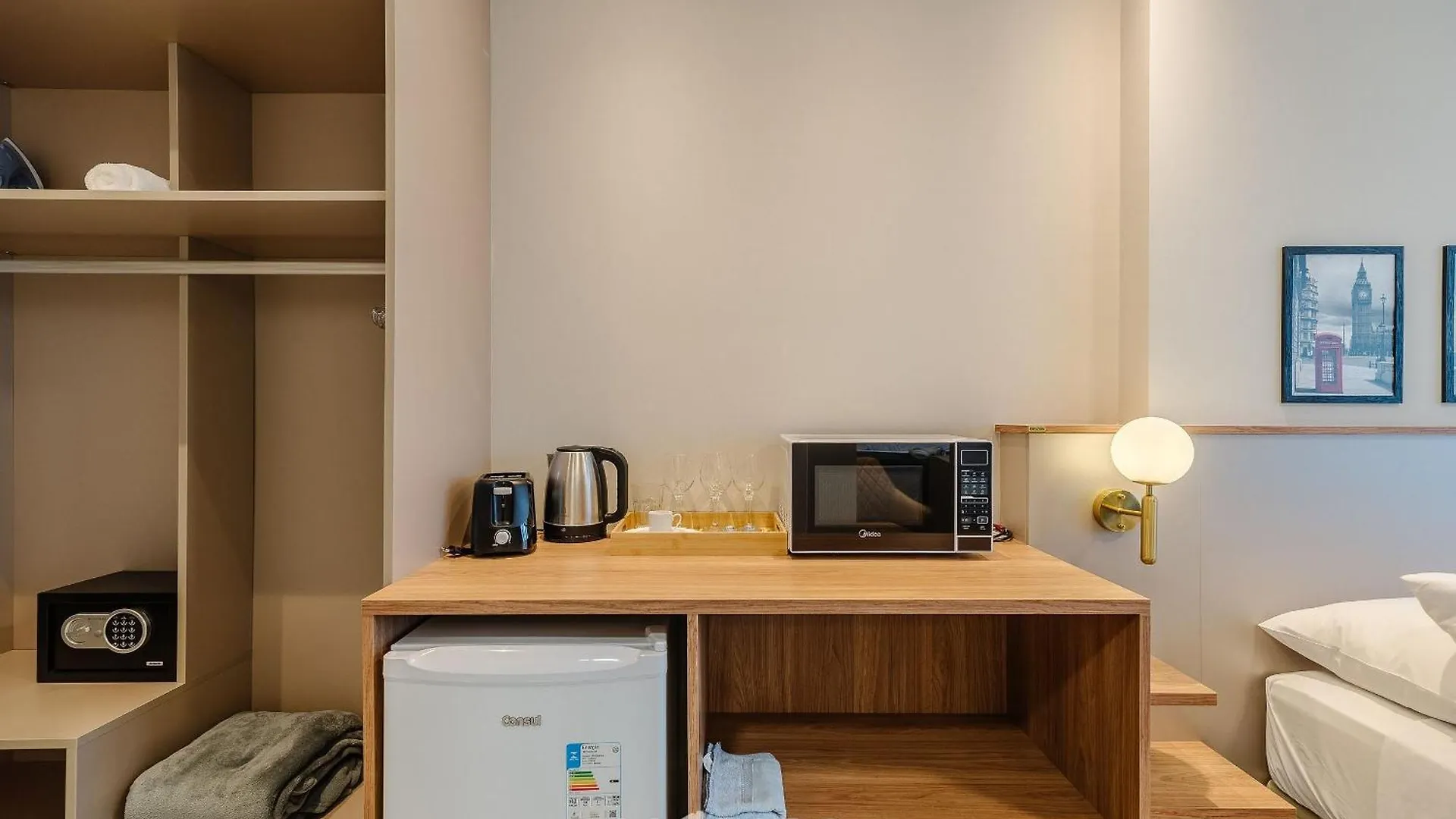 Mhfa - Studios Em Predio Luxuoso Com Vista Mar Itapema 0*,  Brasil