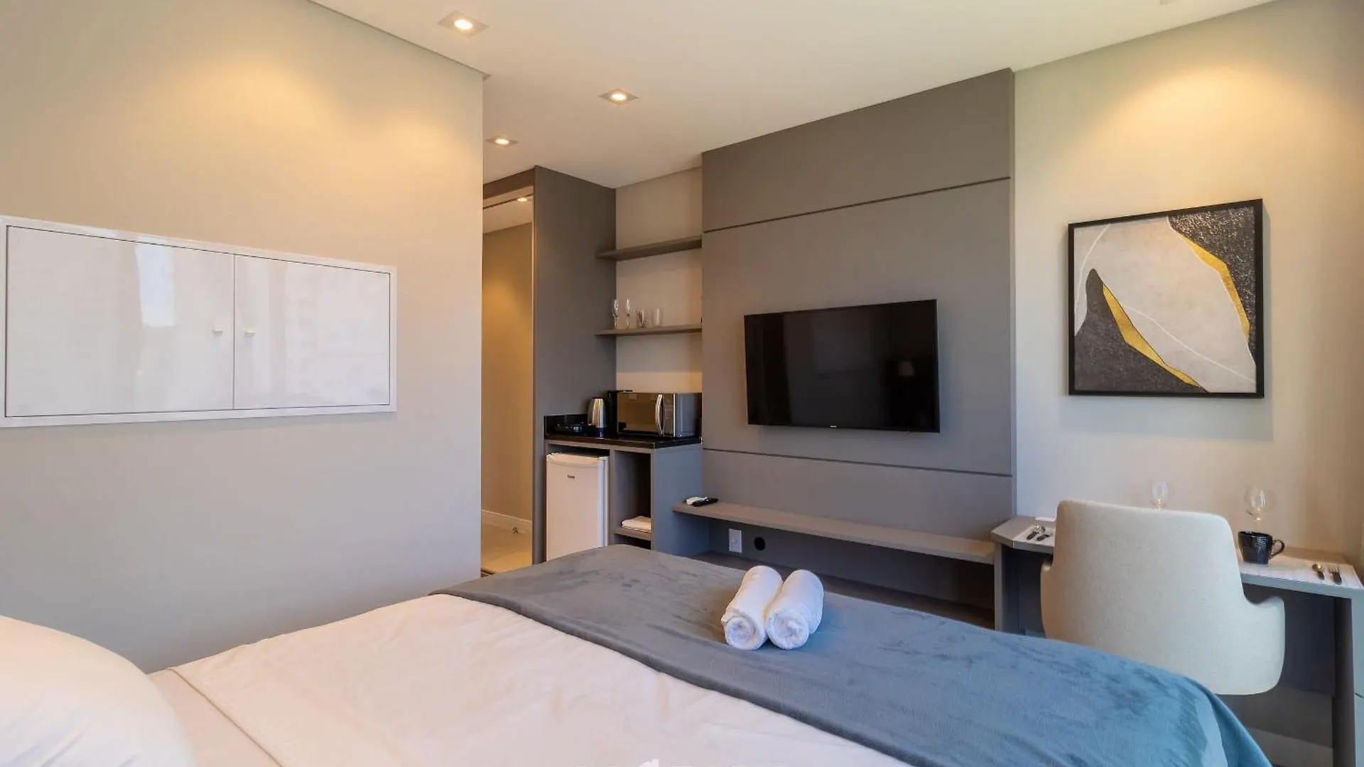 Mhfa - Studios Em Predio Luxuoso Com Vista Mar Itapema Brasil