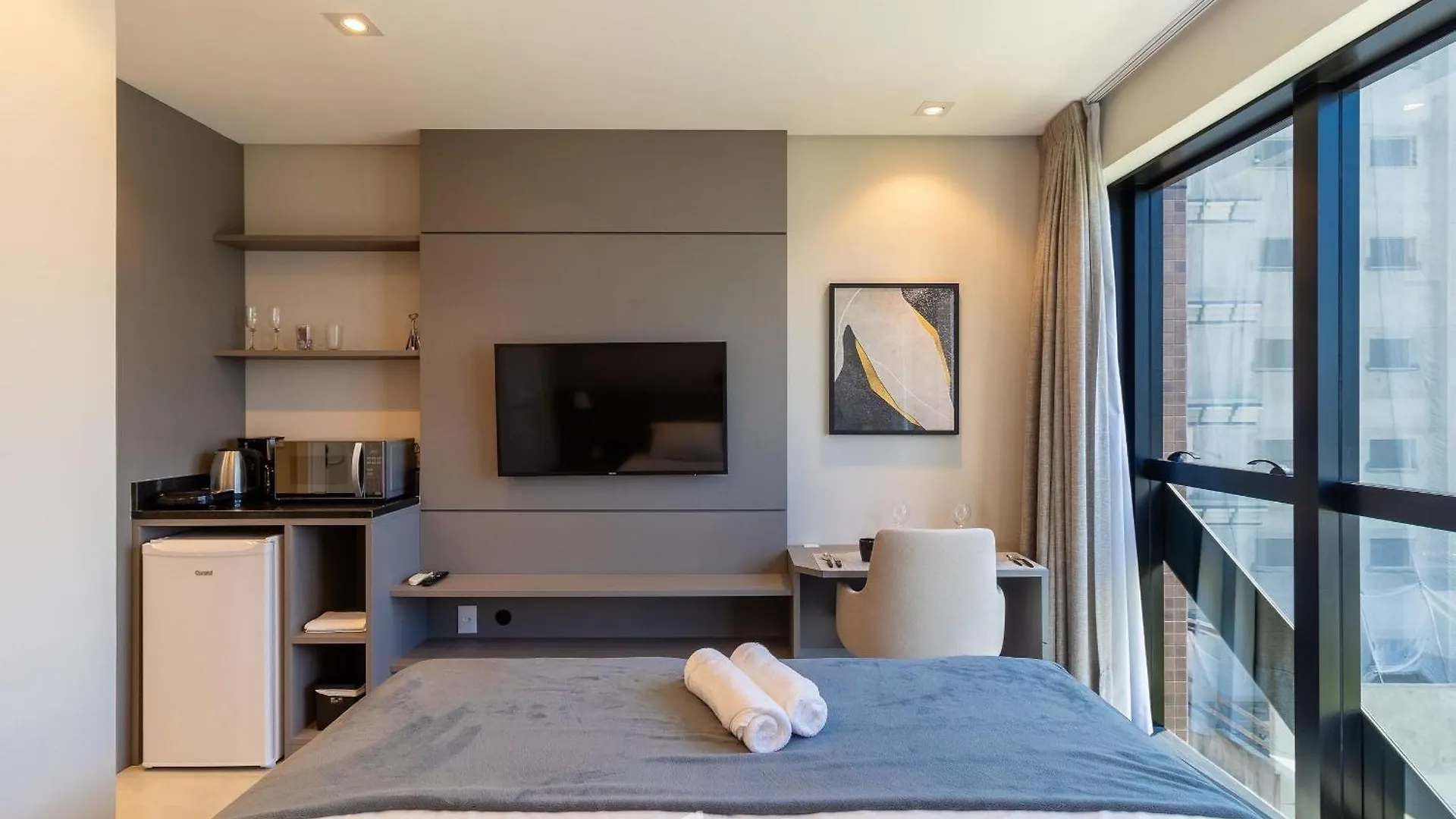 Mhfa - Studios Em Predio Luxuoso Com Vista Mar Itapema