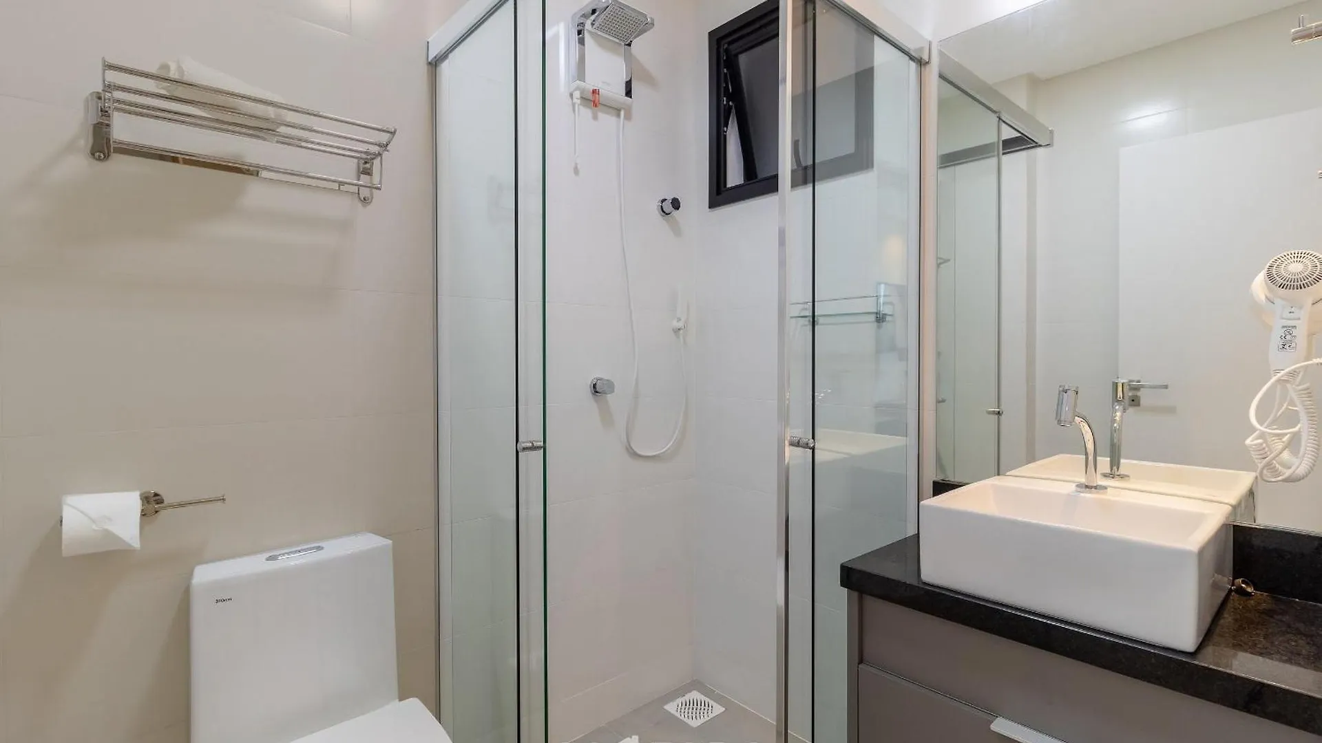 Mhfa - Studios Em Predio Luxuoso Com Vista Mar Itapema 0*,  Brasil